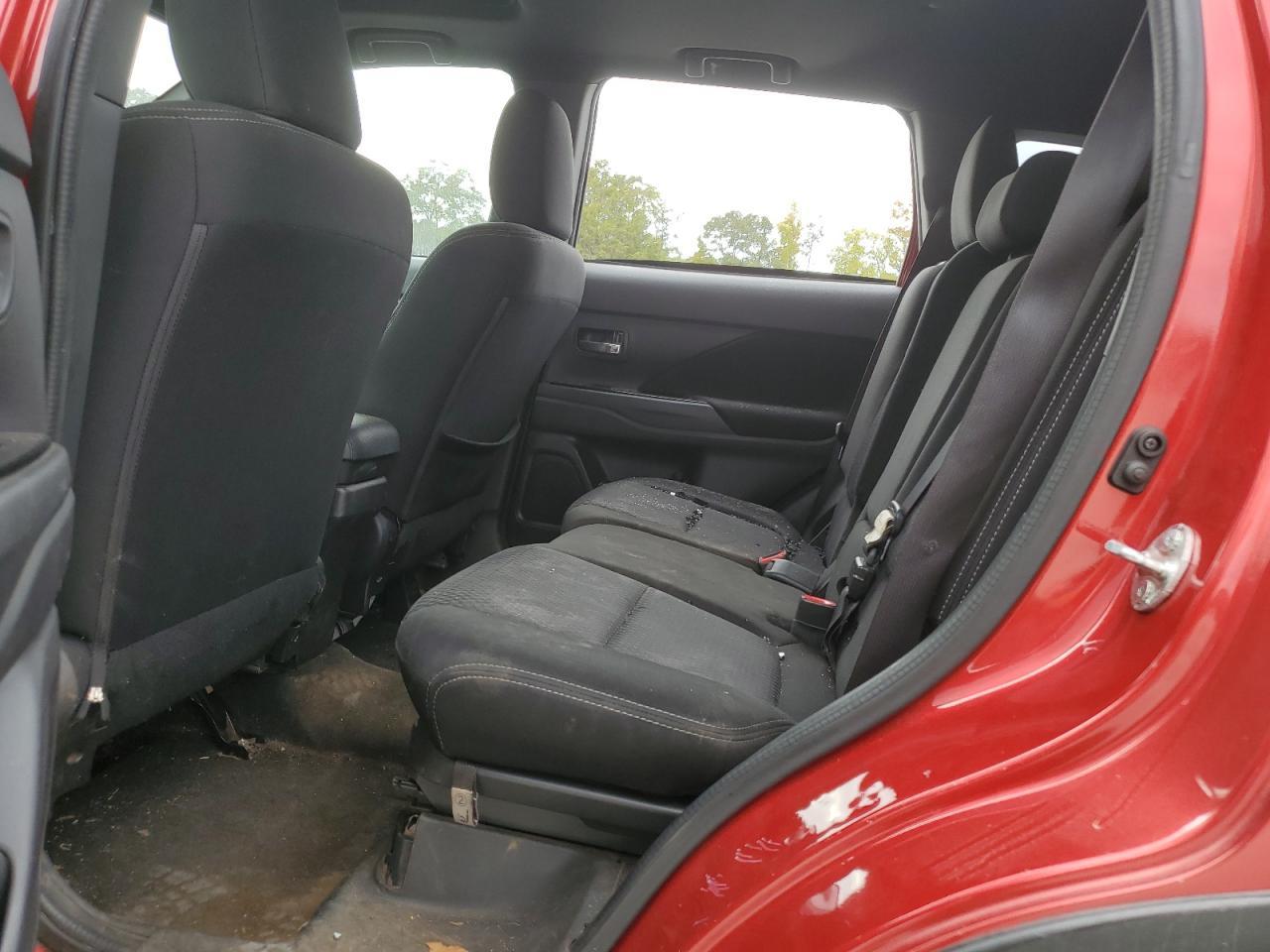 2018 MITSUBISHI outlander