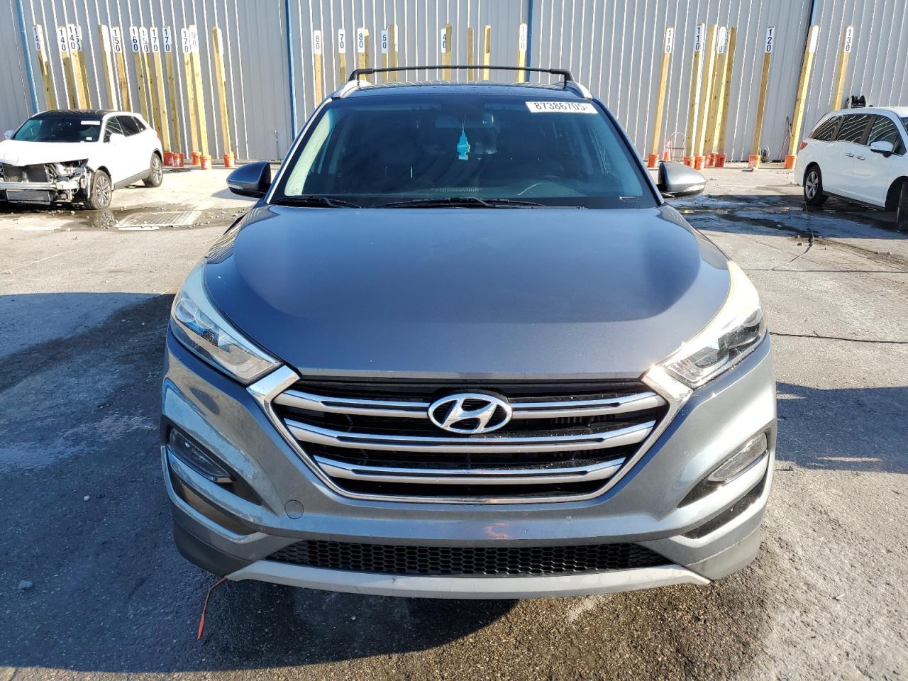2017 HYUNDAI TUCSON