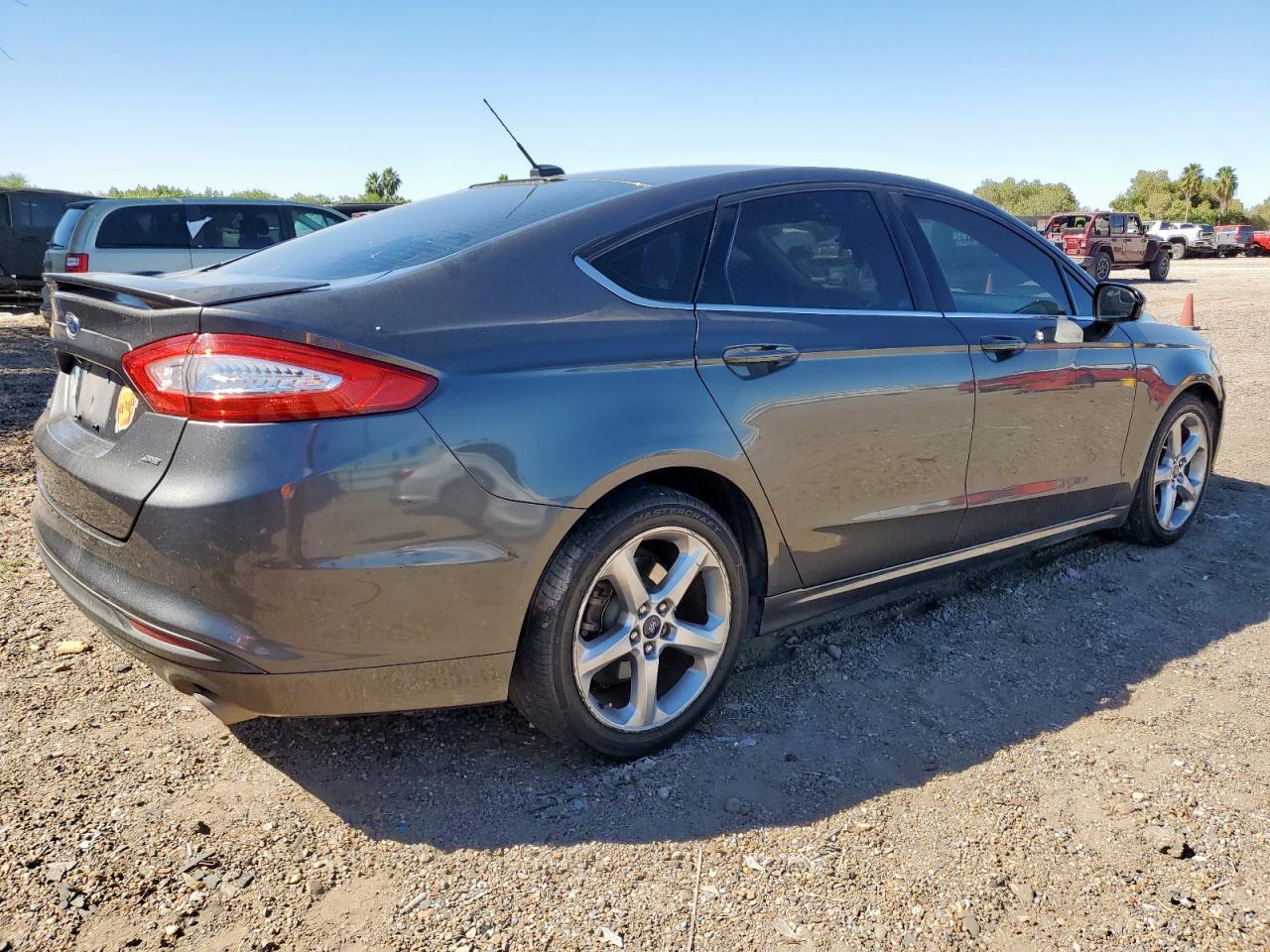 2016 FORD FUSION