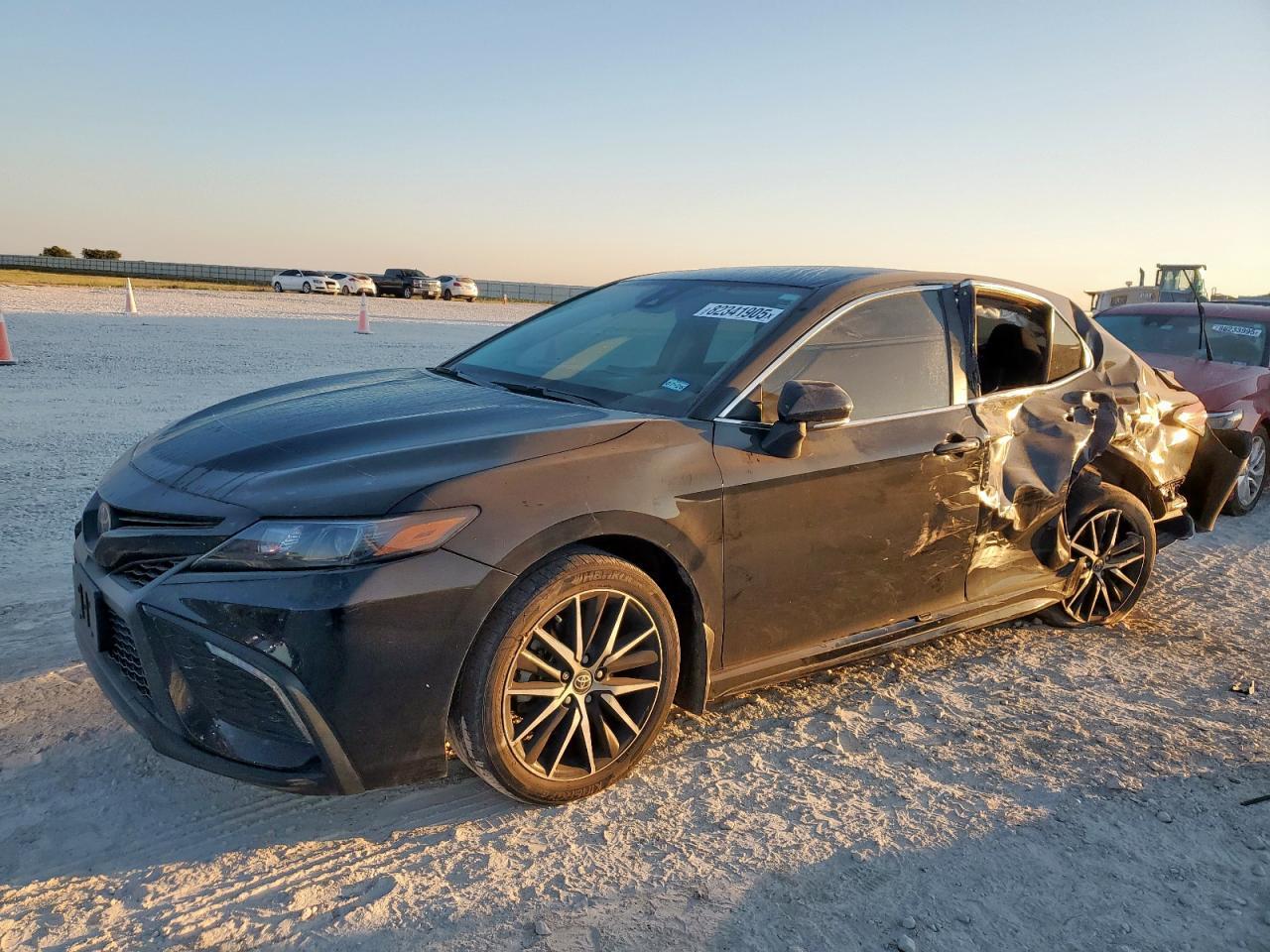 2023 TOYOTA CAMRY