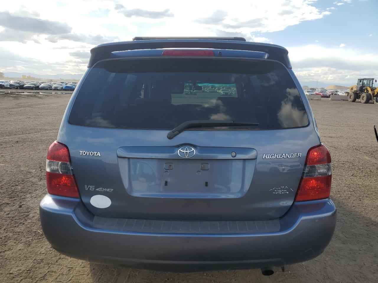 2006 TOYOTA HIGHLANDER
