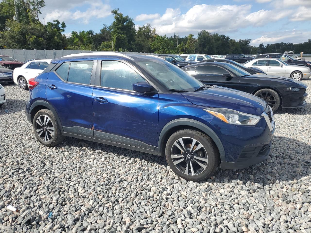 2020 NISSAN KICKS