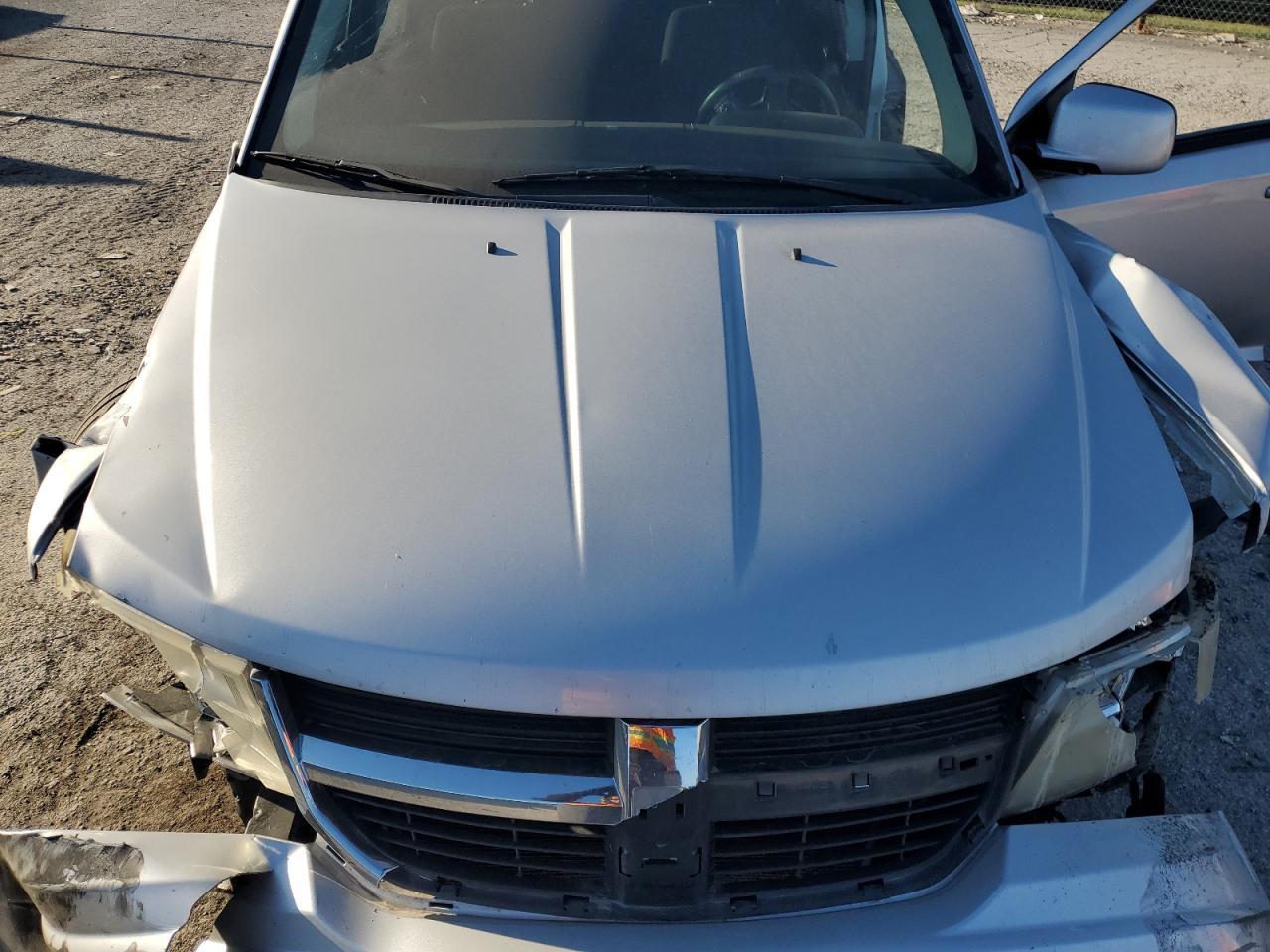 2010 DODGE JOURNEY