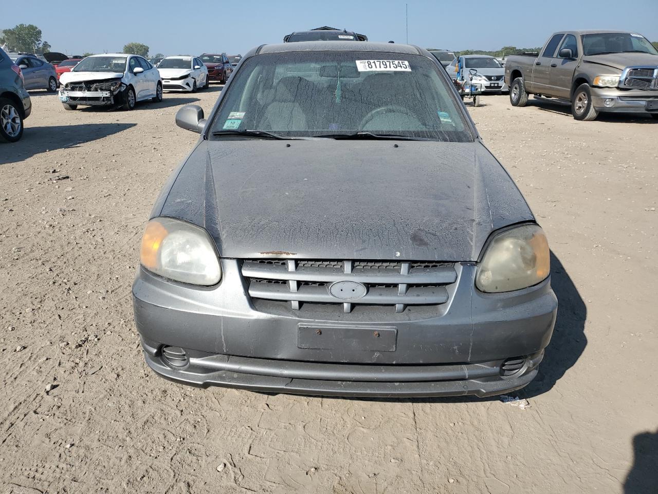 2004 HYUNDAI ACCENT