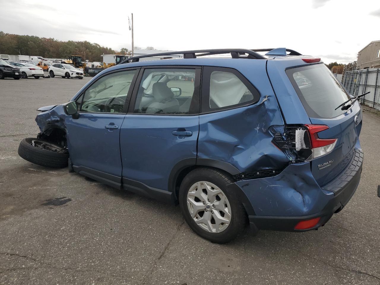 2023 SUBARU FORESTER