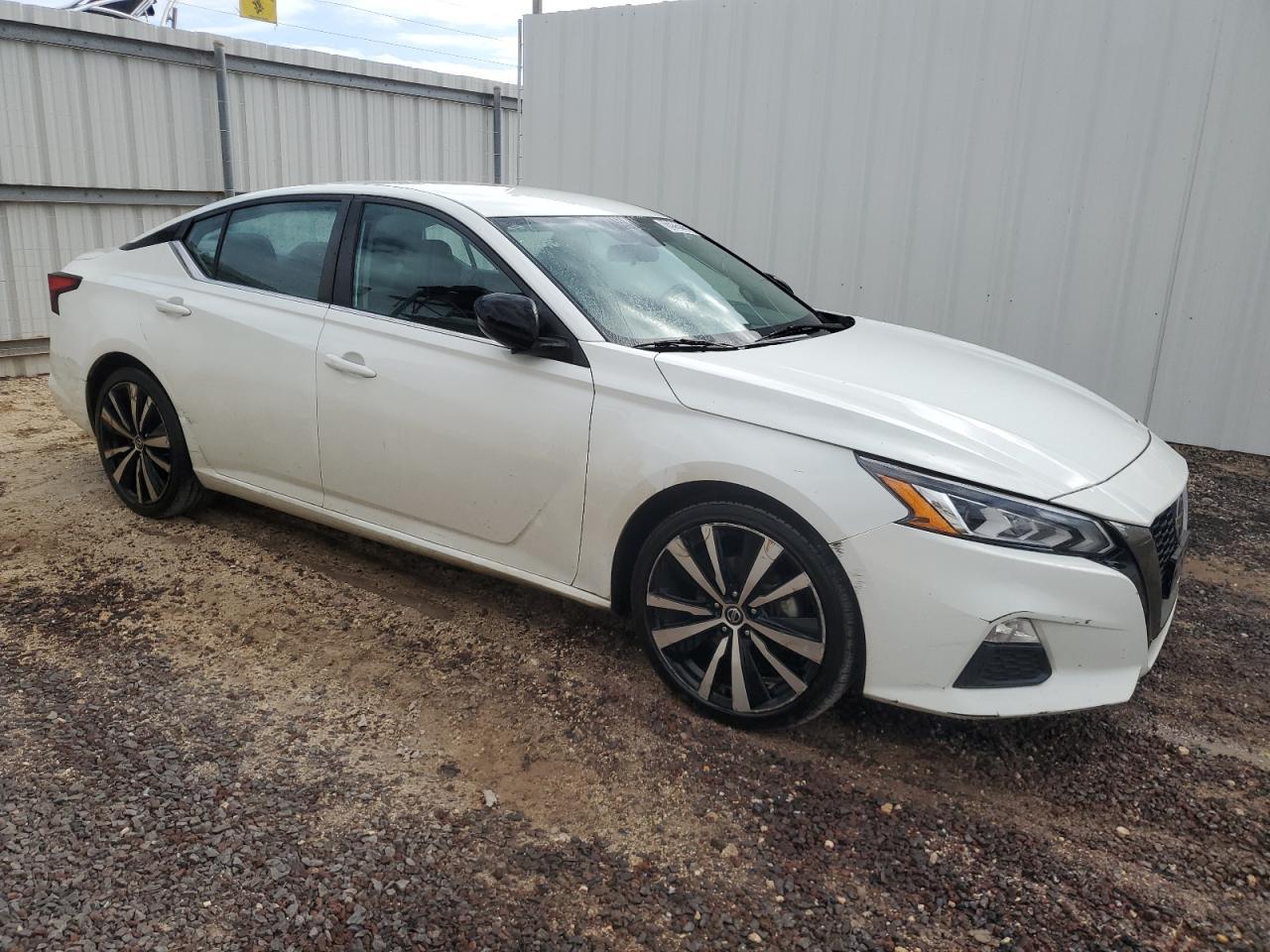 2021 NISSAN ALTIMA