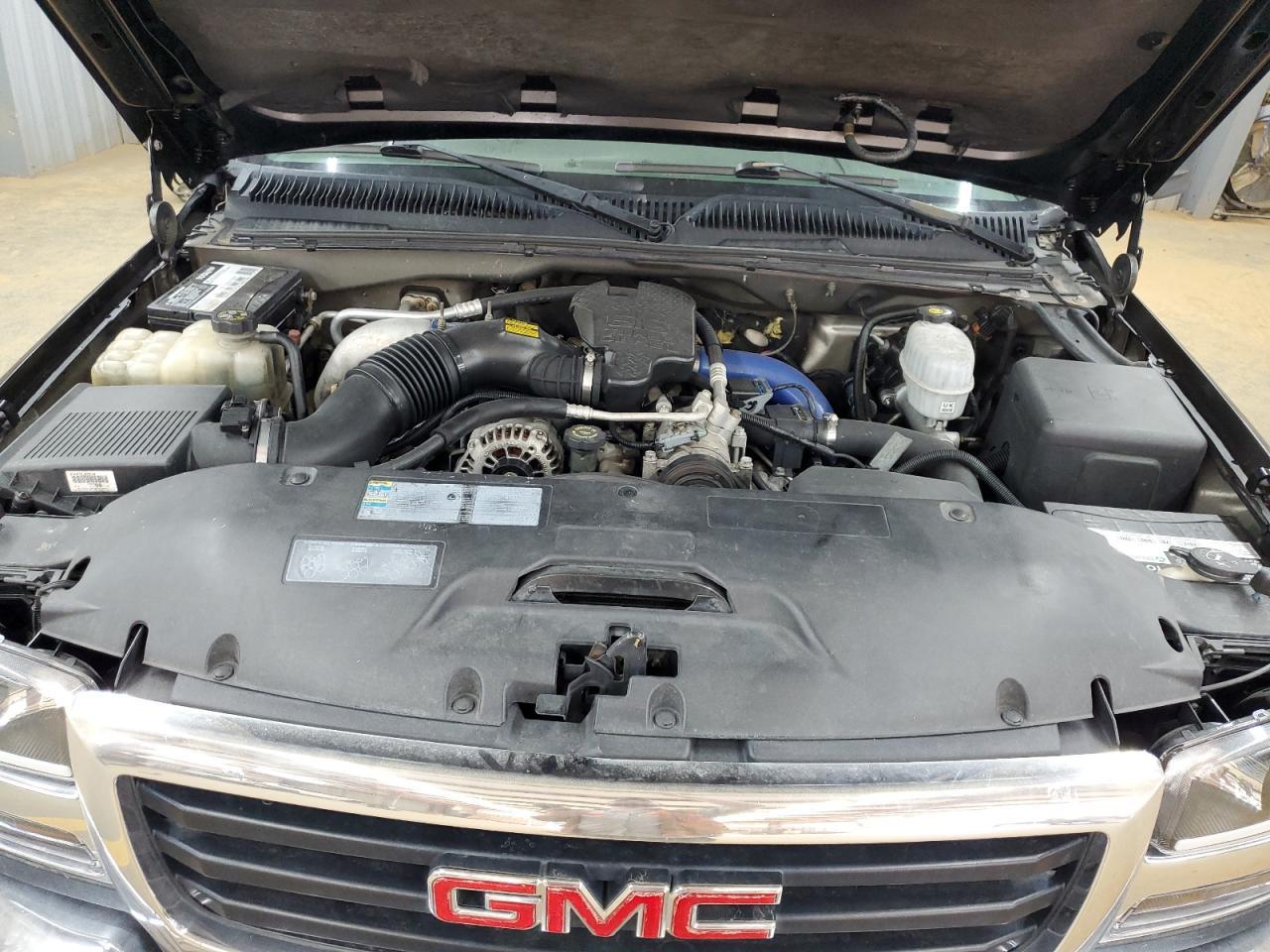 2003 GMC Sierra