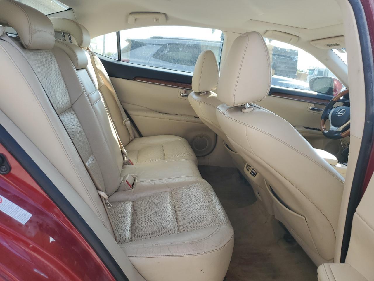 2013 LEXUS ES 300H