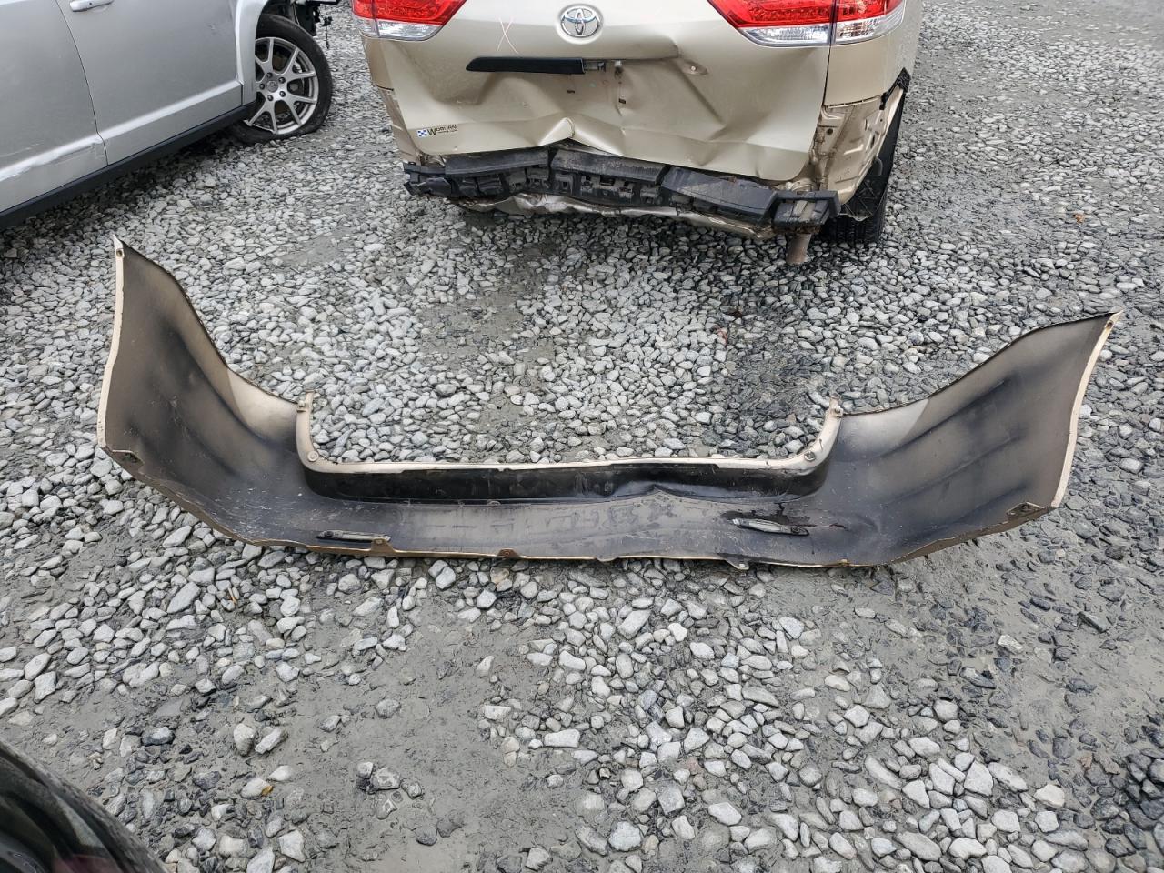 2014 TOYOTA SIENNA