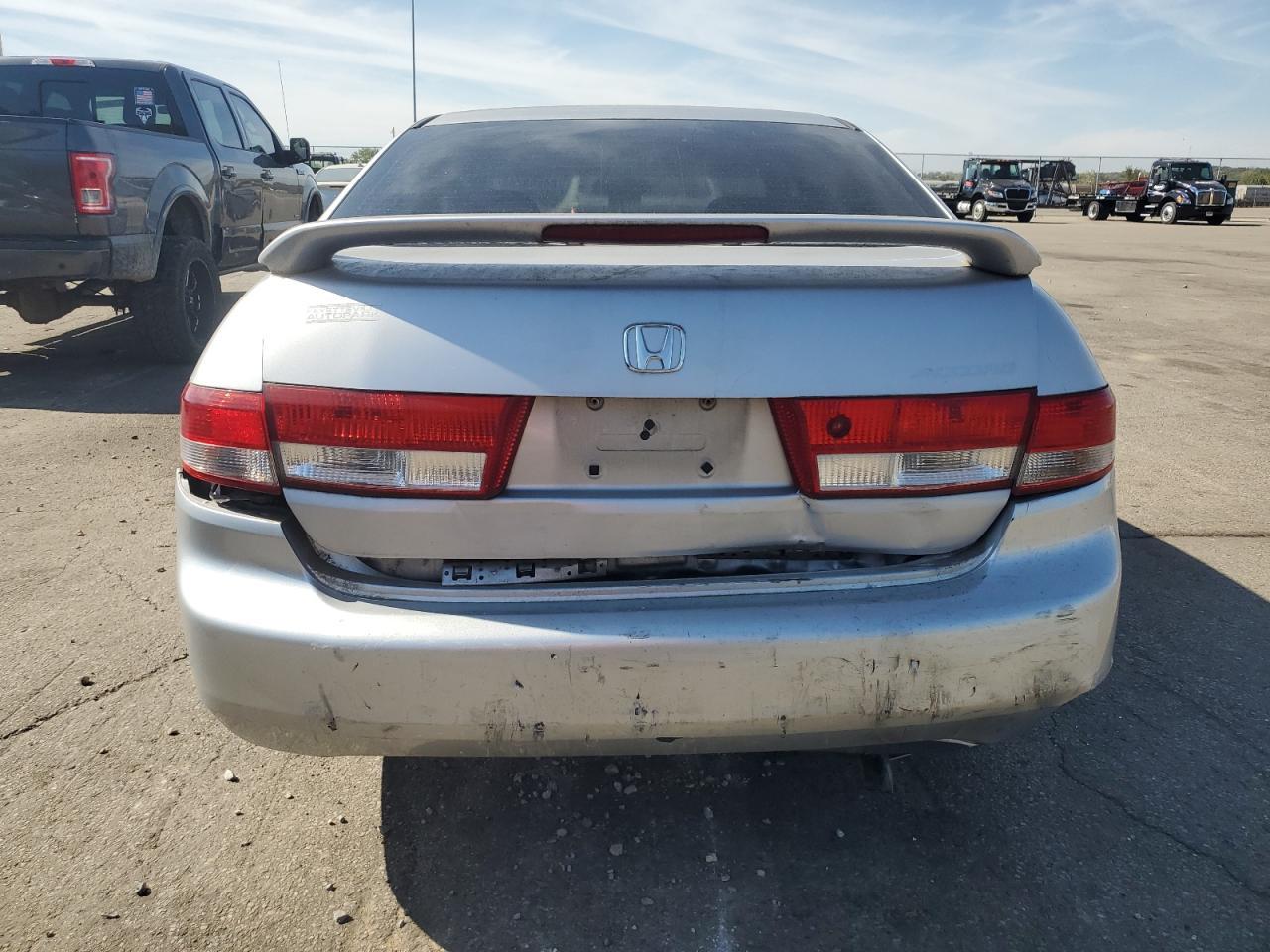 2004 HONDA ACCORD