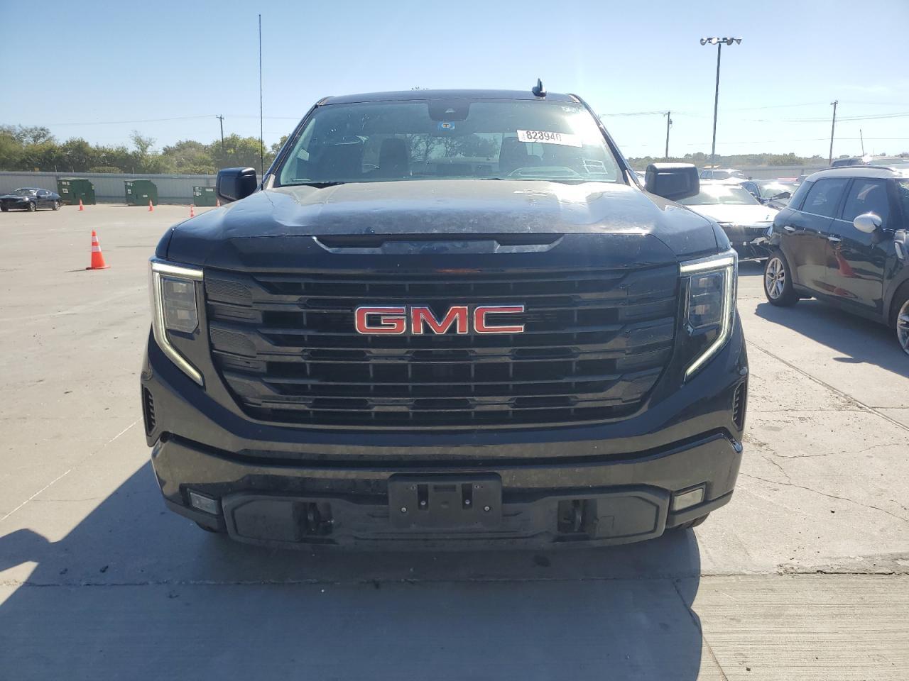 2022 GMC Sierra