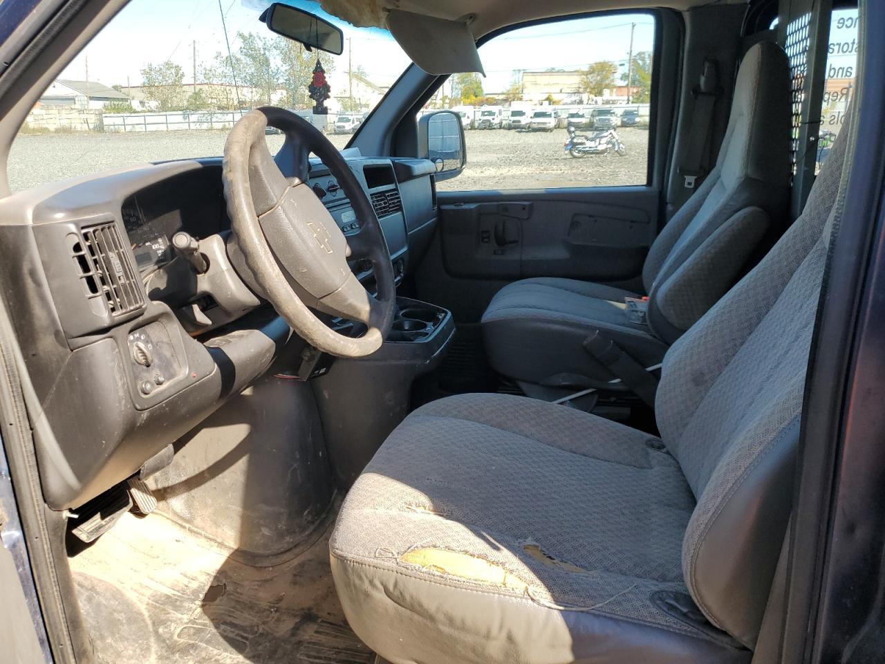 2003 CHEVROLET Express 3500