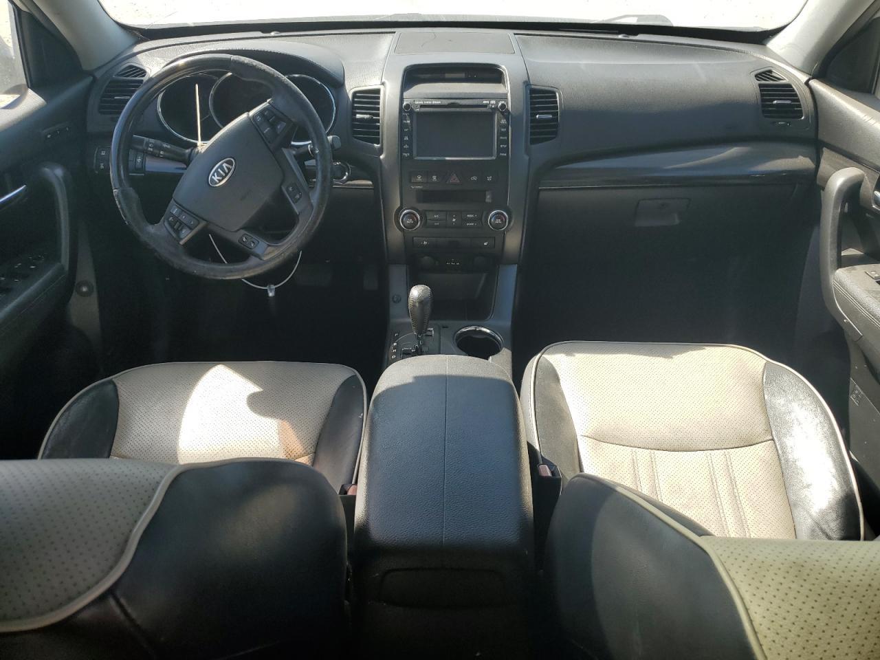 2013 KIA SORENTO