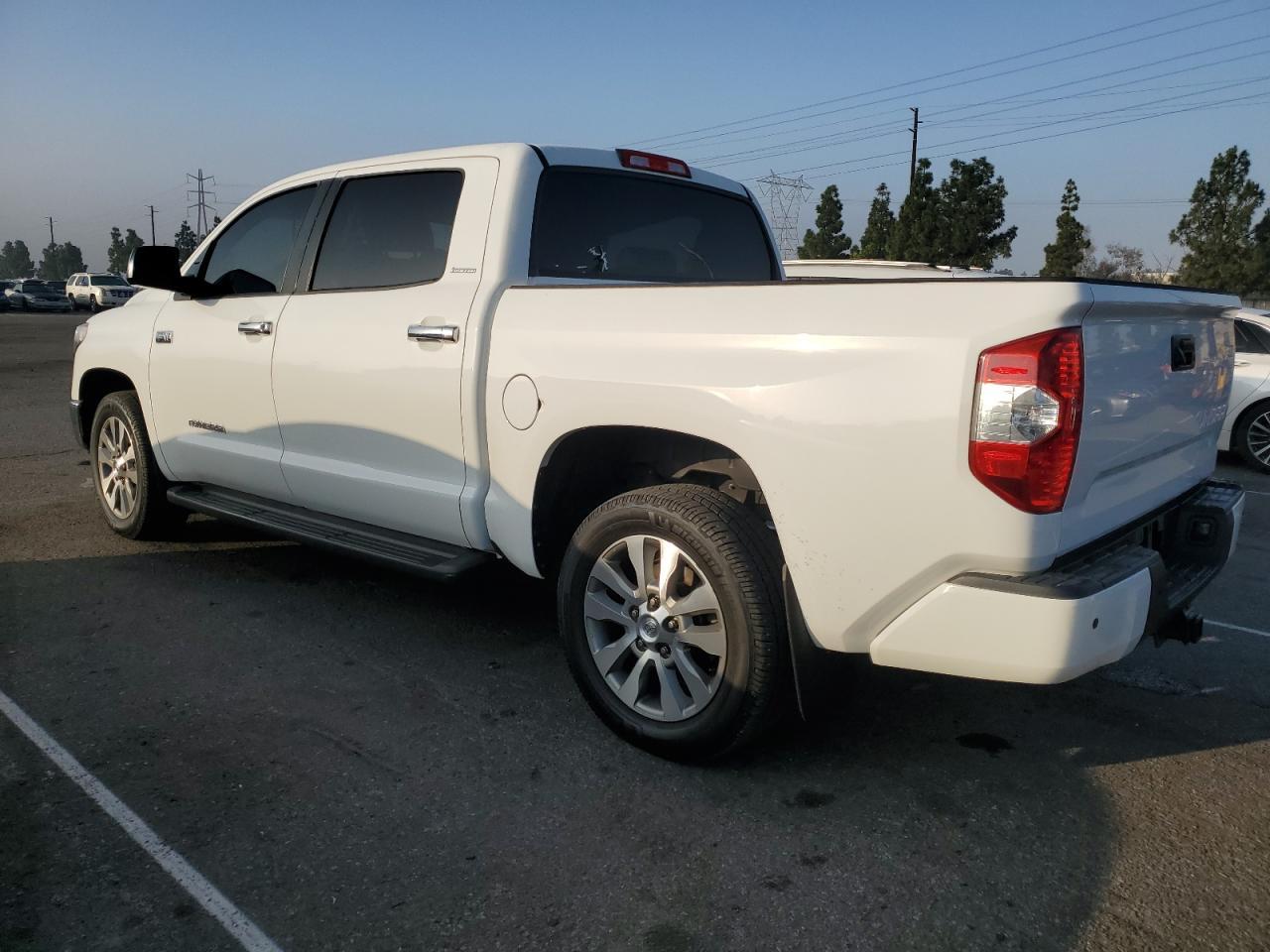 2016 TOYOTA TUNDRA