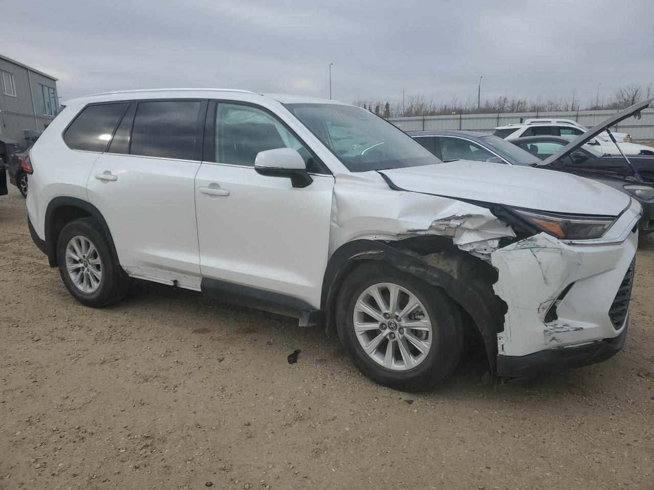 2024 TOYOTA HIGHLANDER