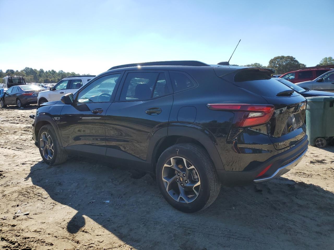 2025 CHEVROLET TRAX