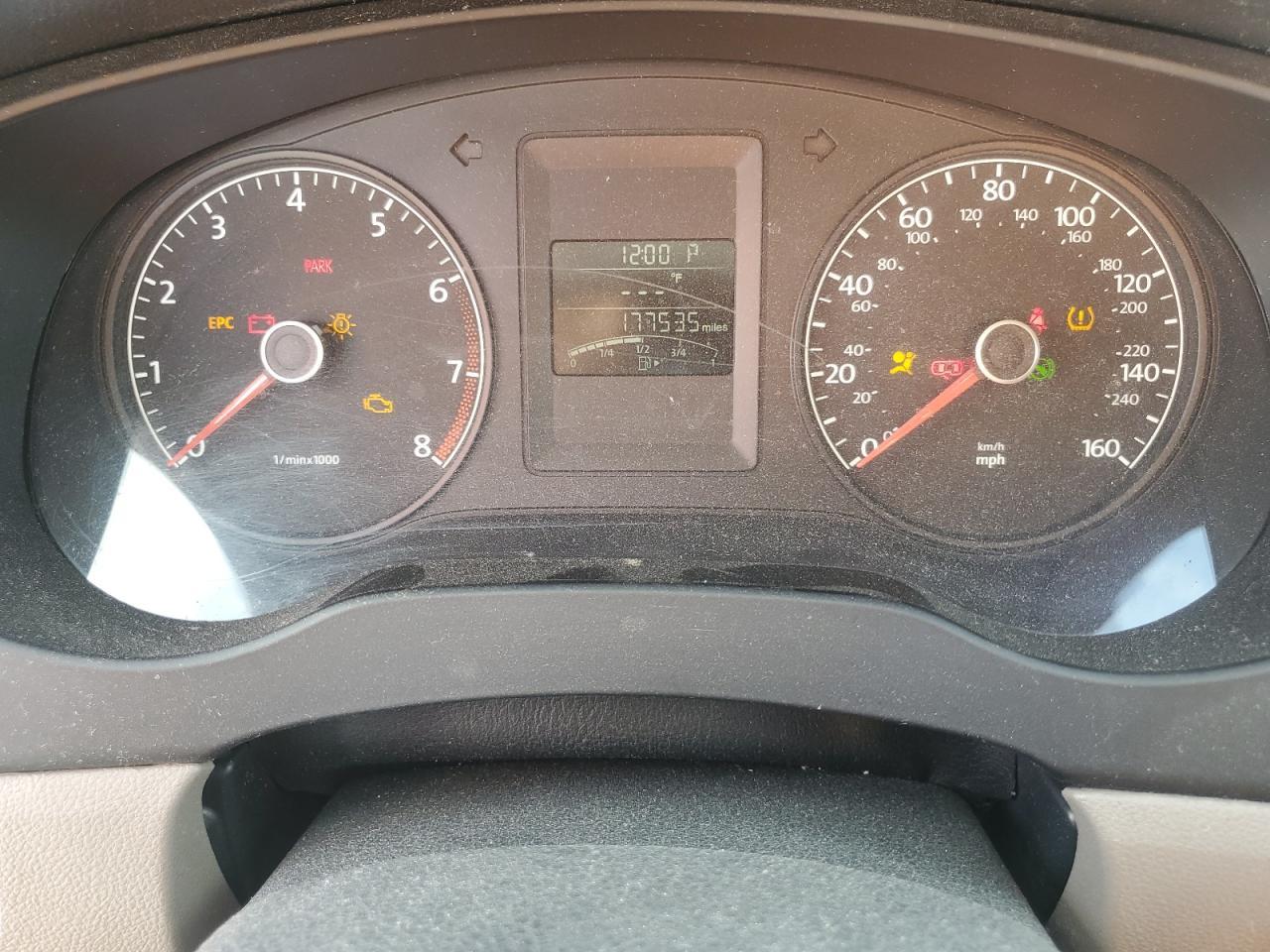 2014 VOLKSWAGEN JETTA