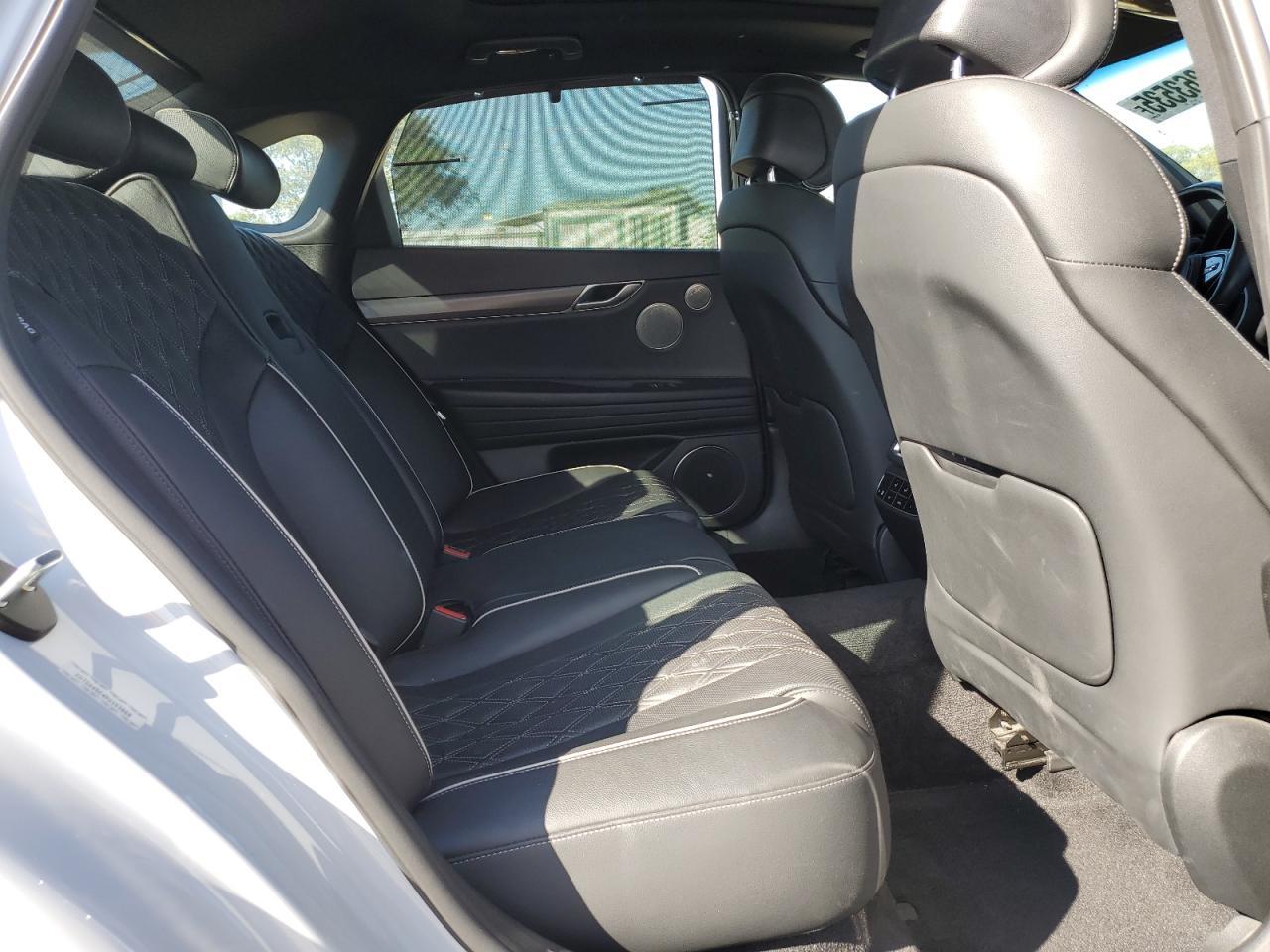 2023 GENESIS G80