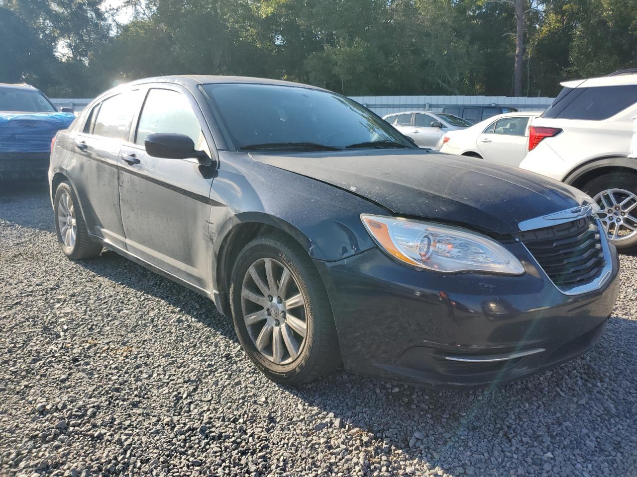 2012 CHRYSLER 200