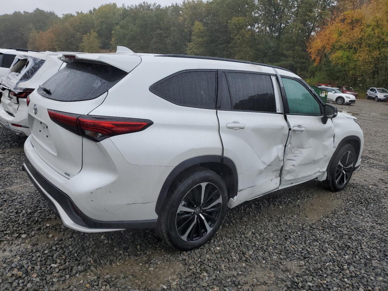 2022 TOYOTA HIGHLANDER