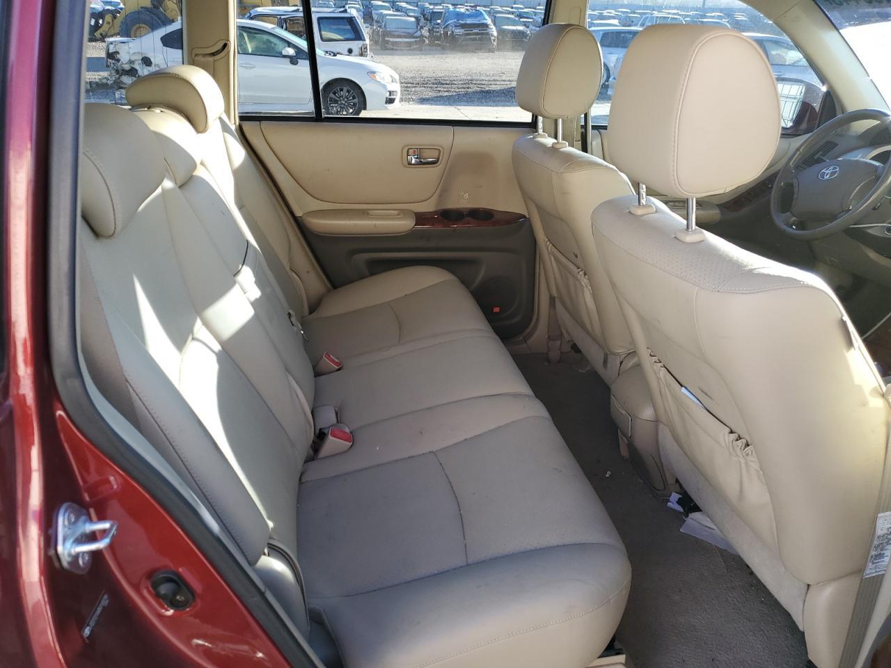 2005 TOYOTA HIGHLANDER