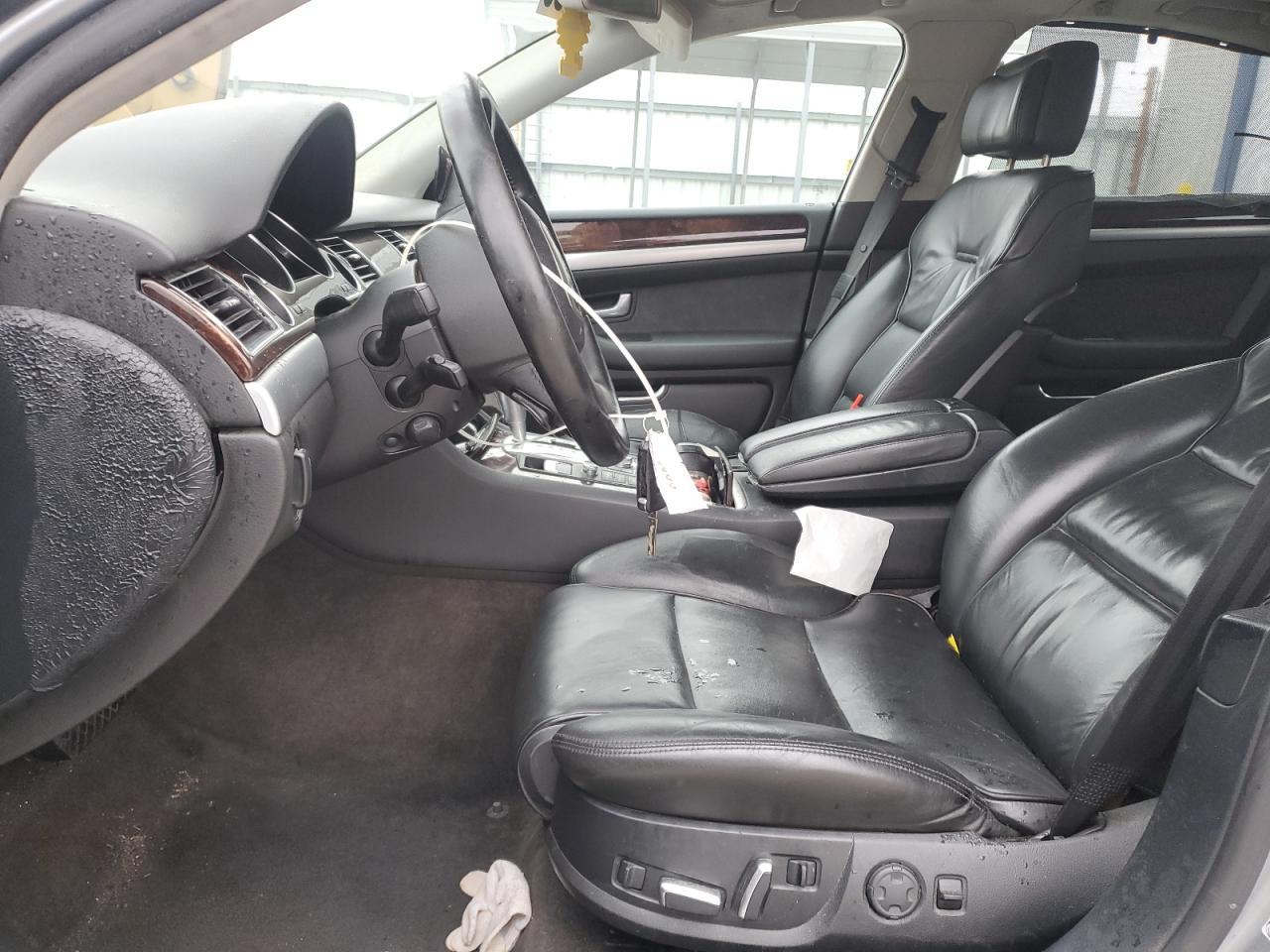 2009 AUDI A8