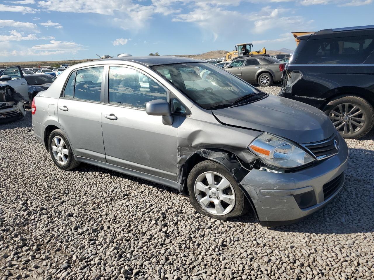 2009 NISSAN VERSA