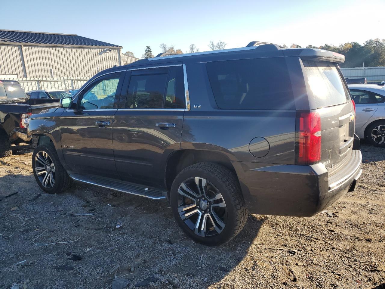 2015 CHEVROLET Tahoe