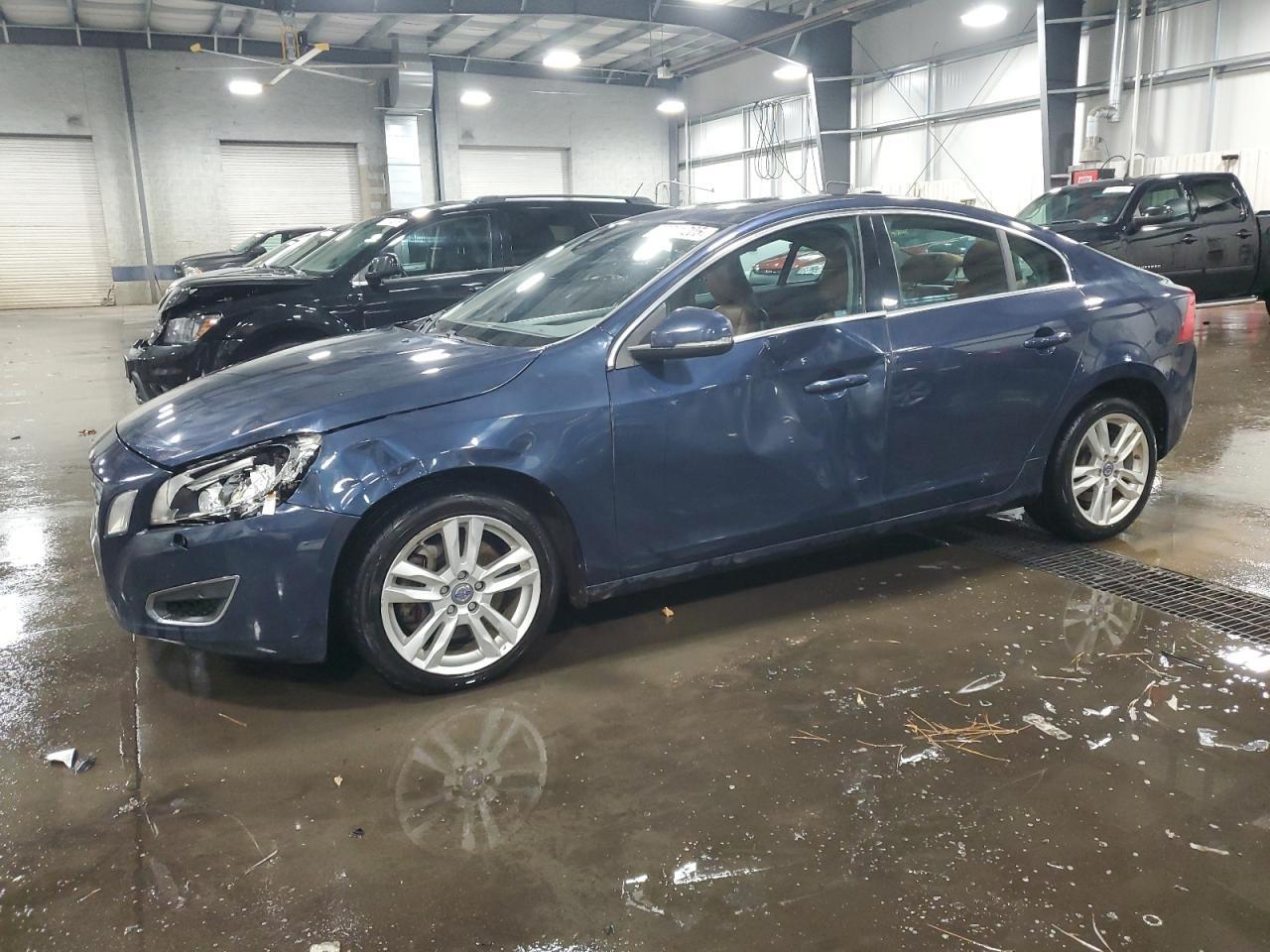 2013 VOLVO S60