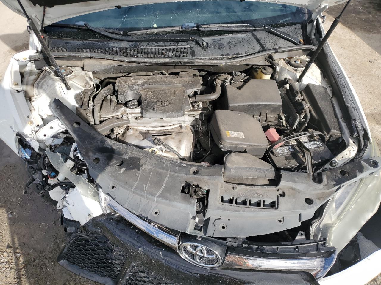 2016 TOYOTA CAMRY