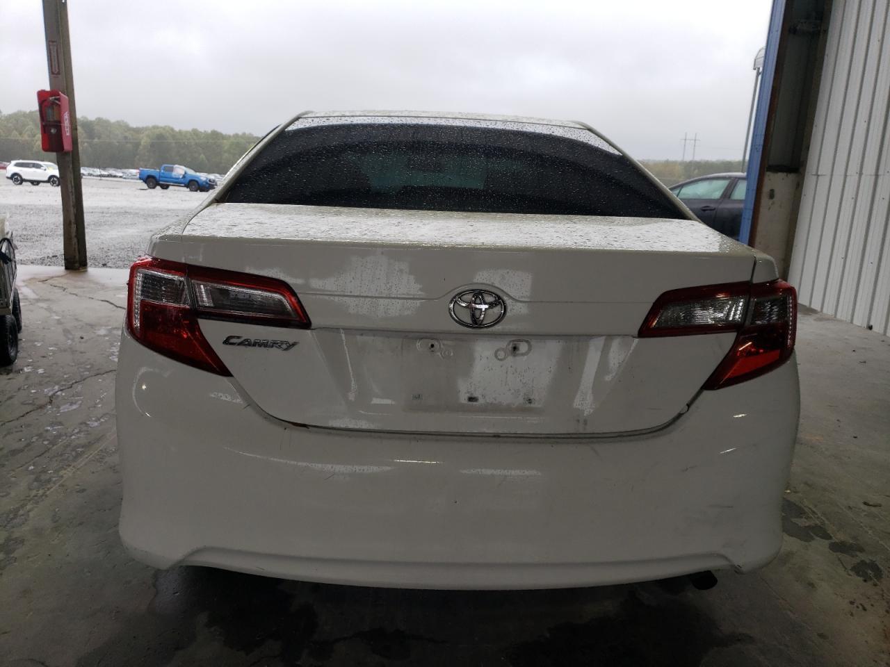 2012 TOYOTA CAMRY