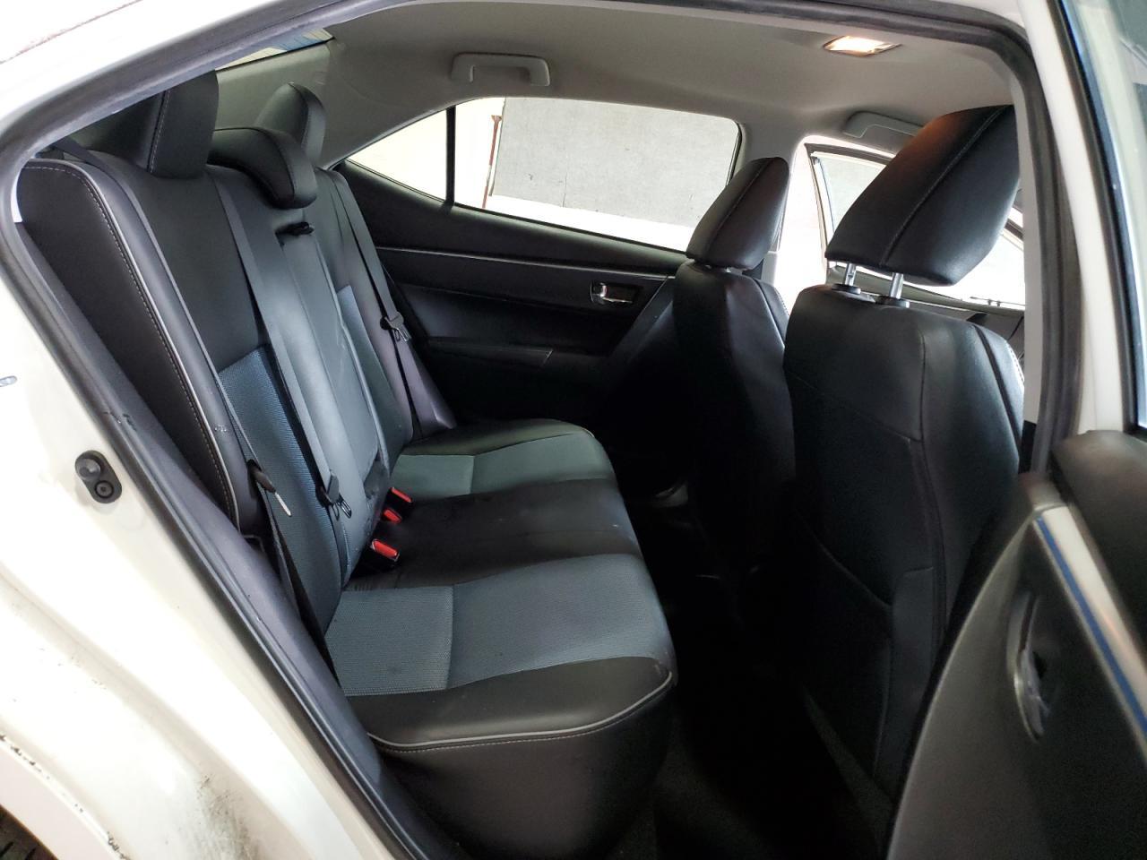 2016 TOYOTA COROLLA