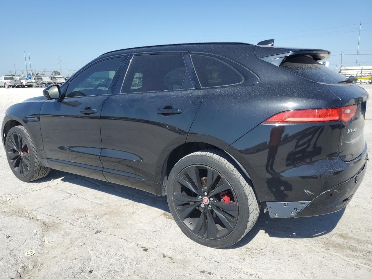 2017 JAGUAR F-Pace