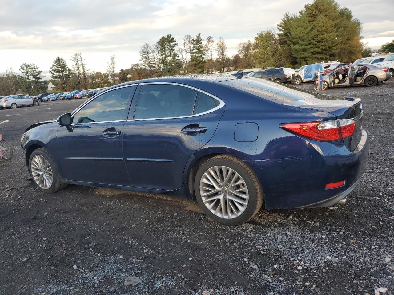 2013 LEXUS Es