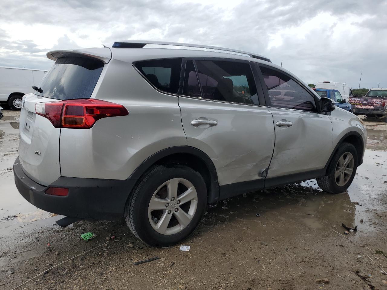 2013 TOYOTA RAV4