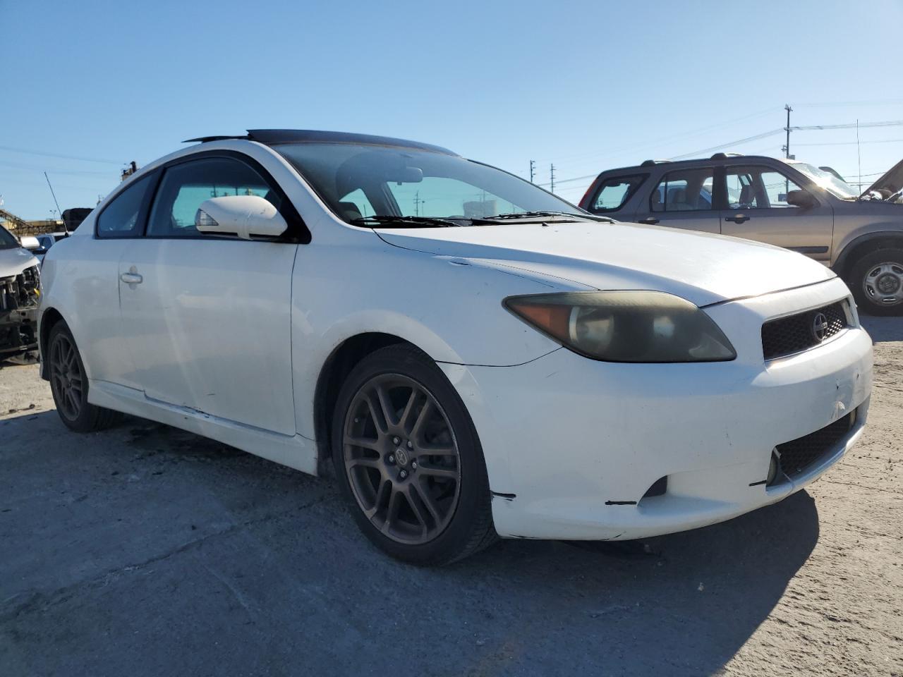 2005 TOYOTA SCION