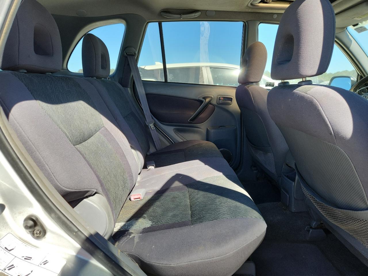 2001 TOYOTA RAV4