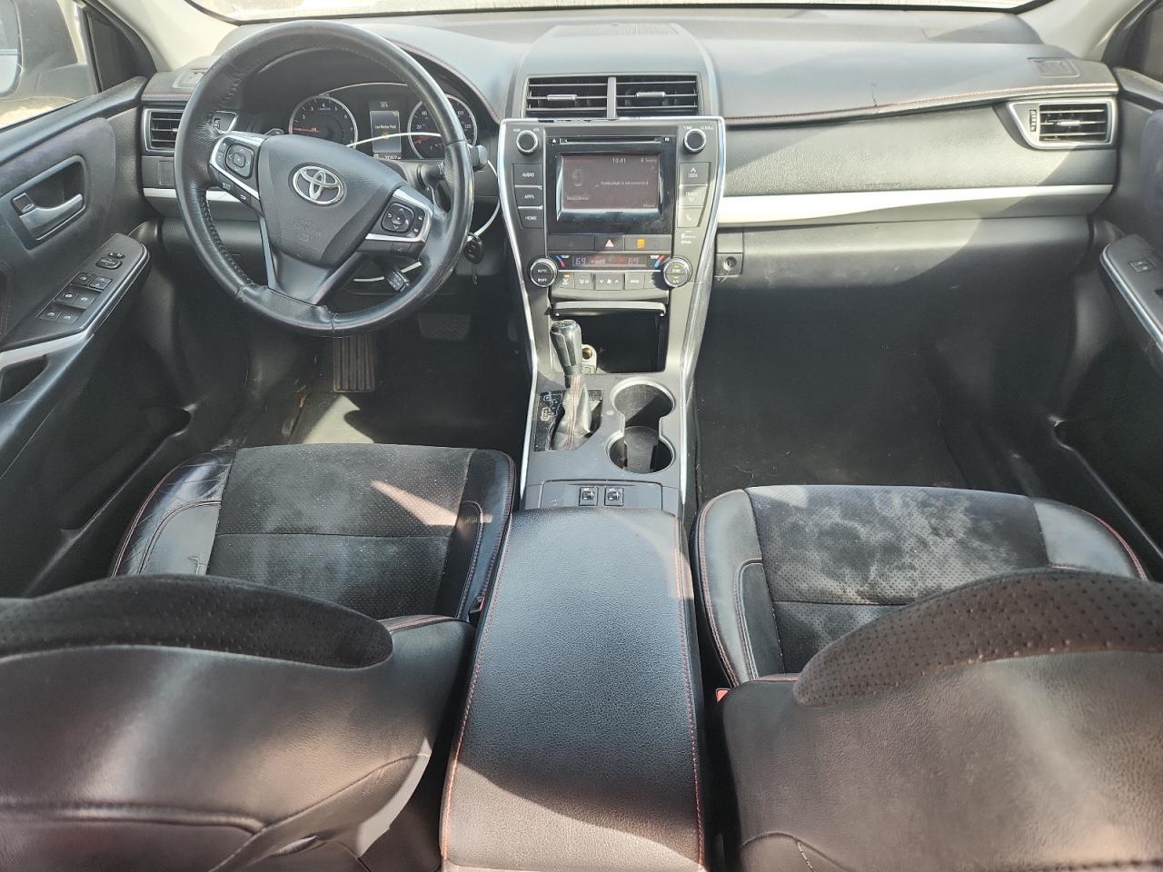 2015 TOYOTA CAMRY