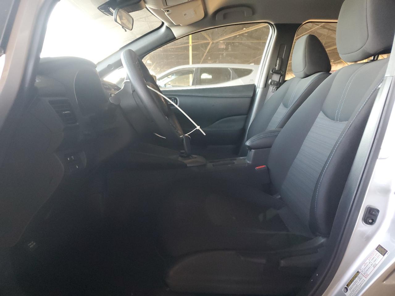 2025 NISSAN LEAF
