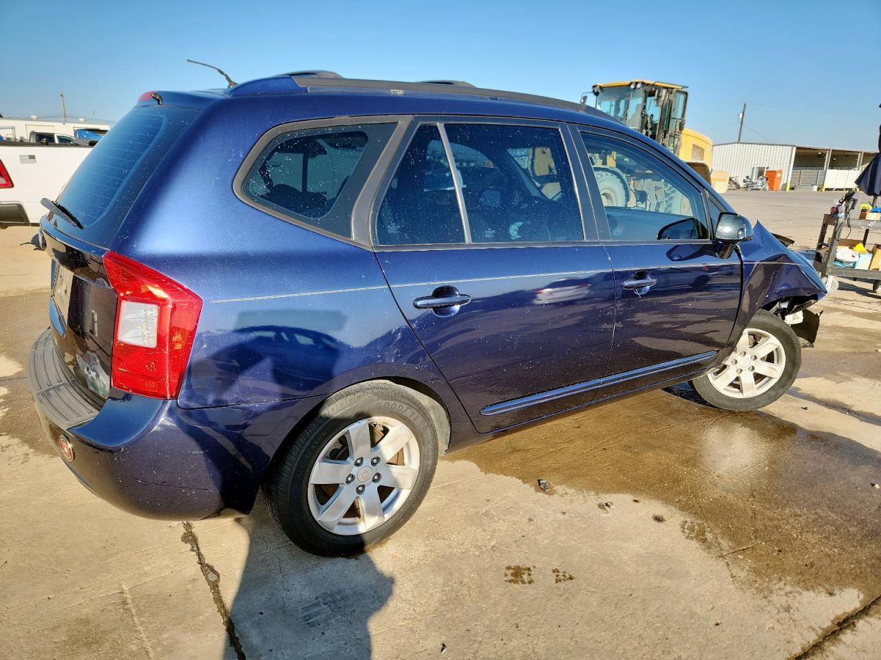 2007 KIA RONDO