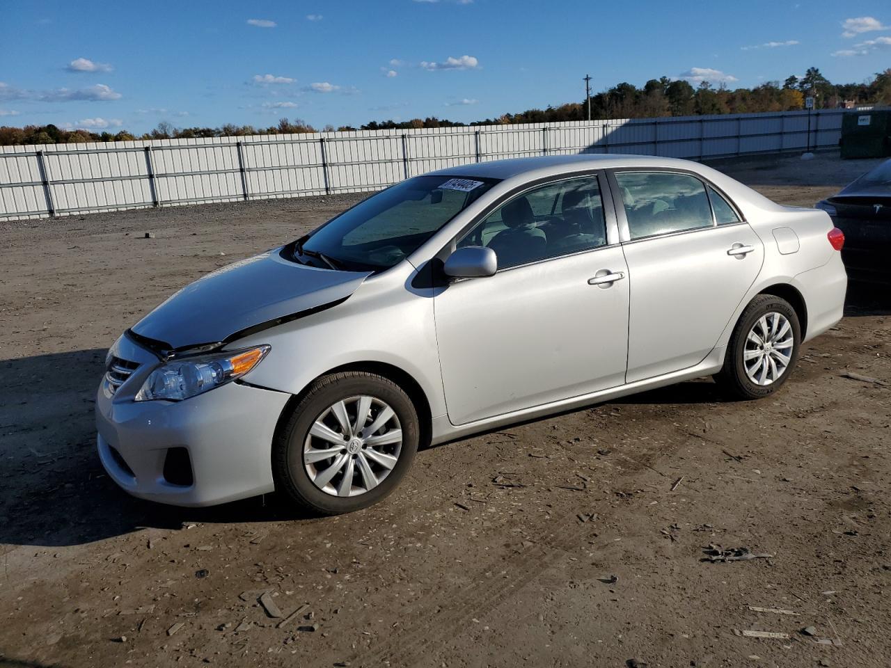 2013 TOYOTA COROLLA