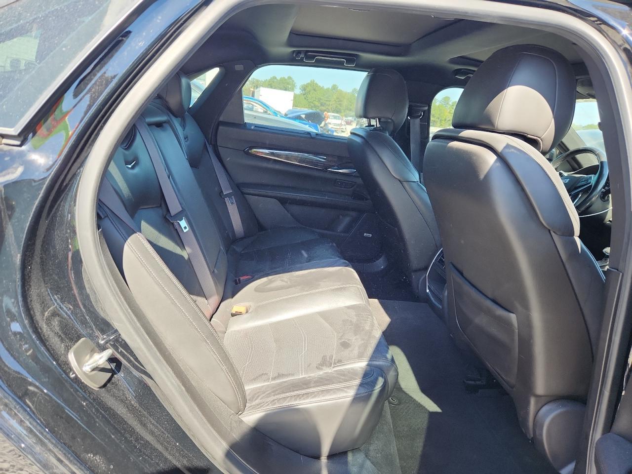 2017 CADILLAC CT6