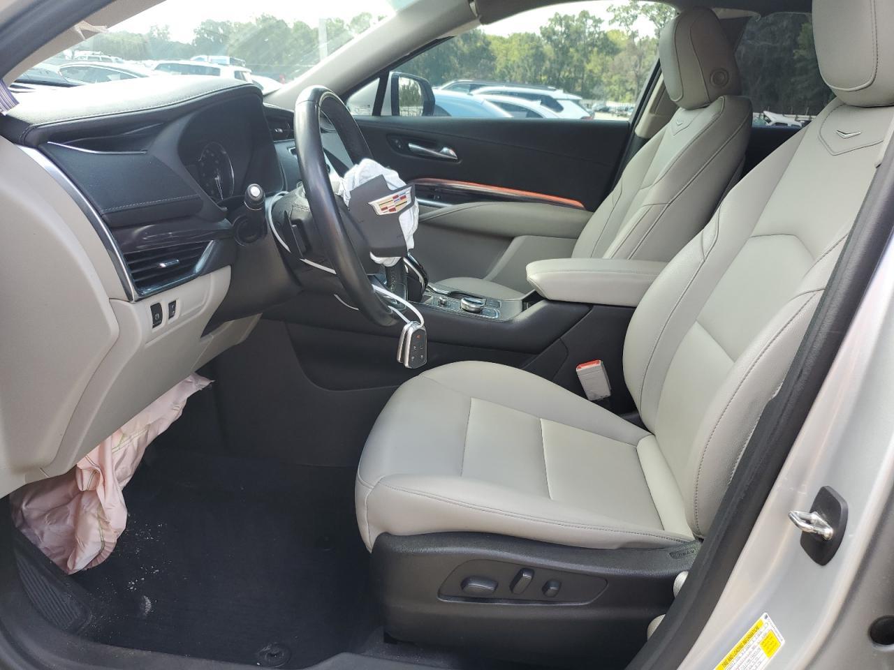2021 CADILLAC XT4