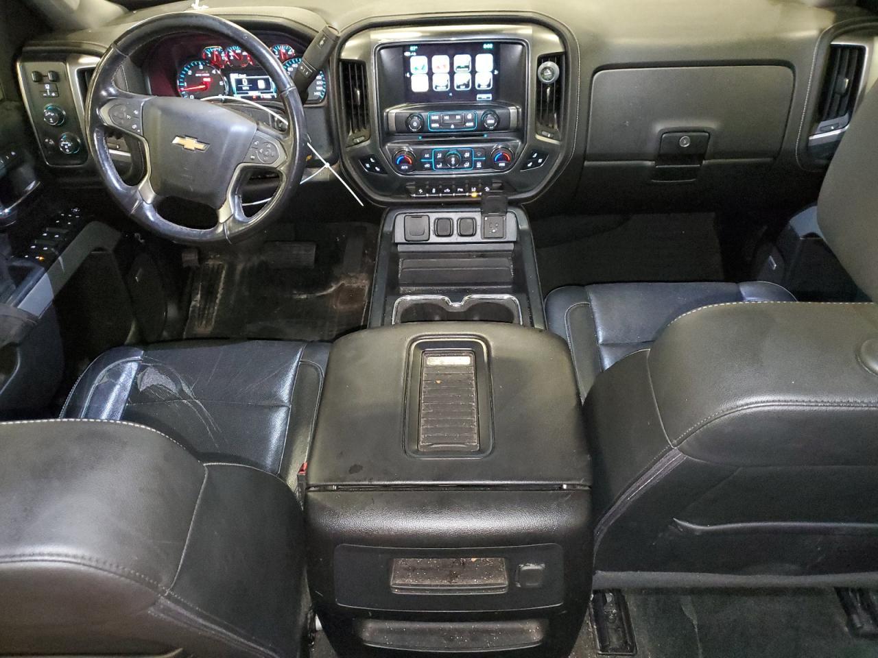 2018 CHEVROLET Silverado