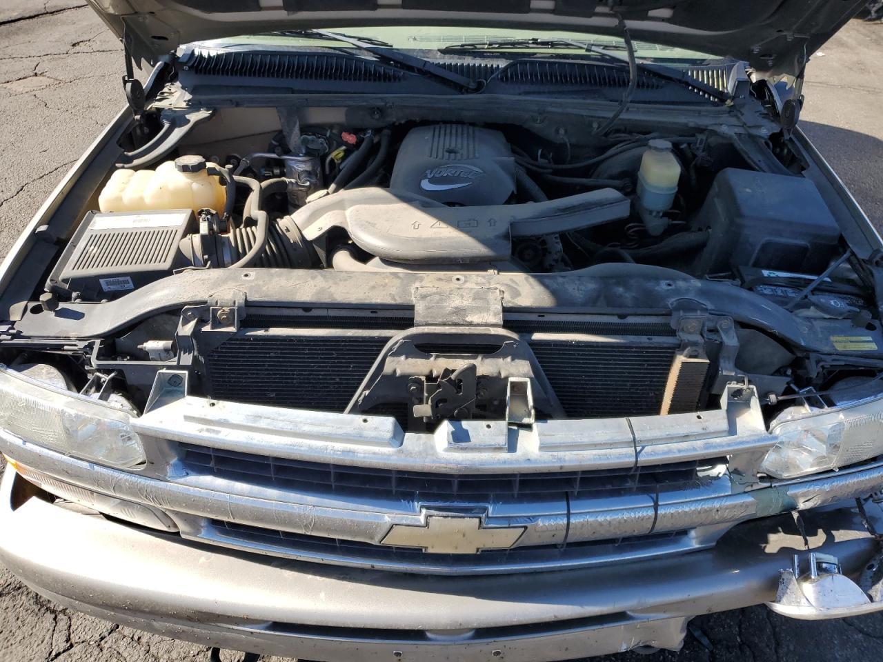 2002 CHEVROLET Tahoe