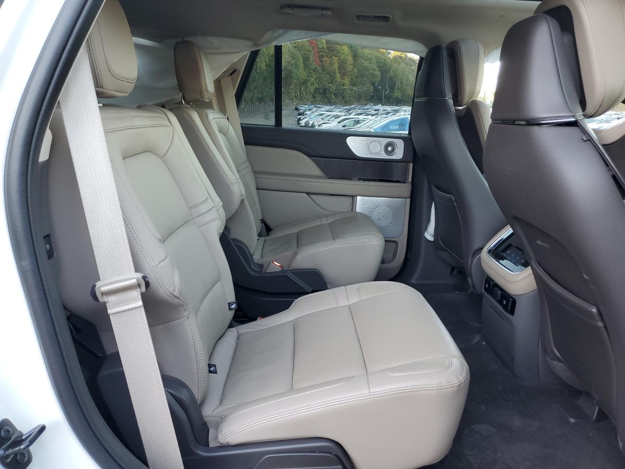 2023 LINCOLN Navigator
