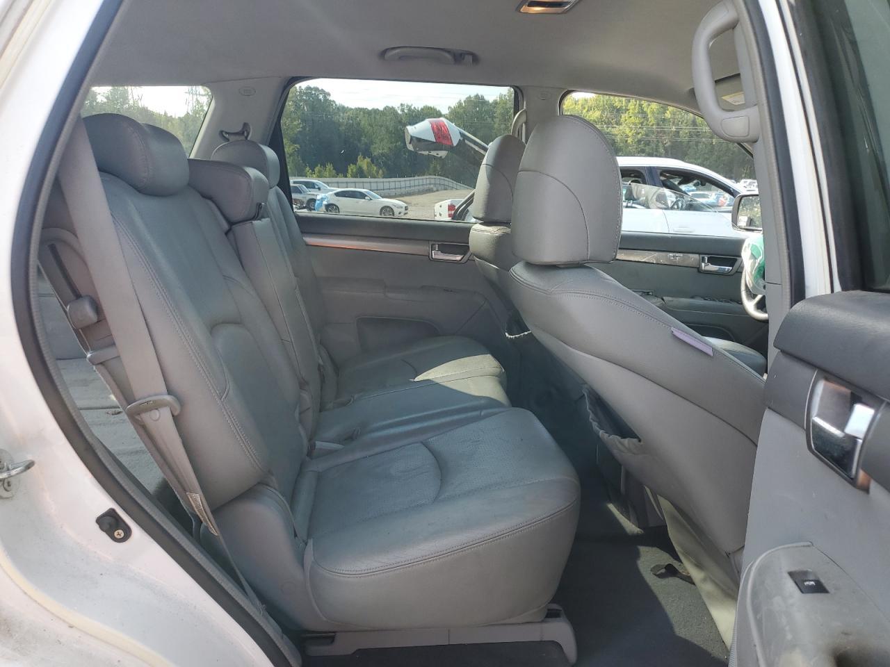 2009 KIA Borrego