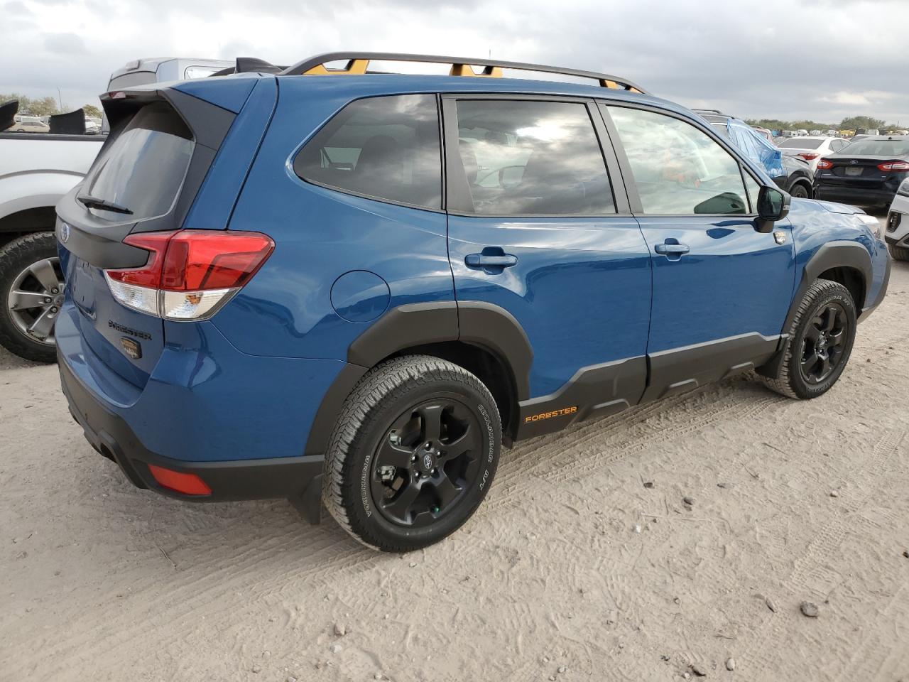 2024 SUBARU FORESTER