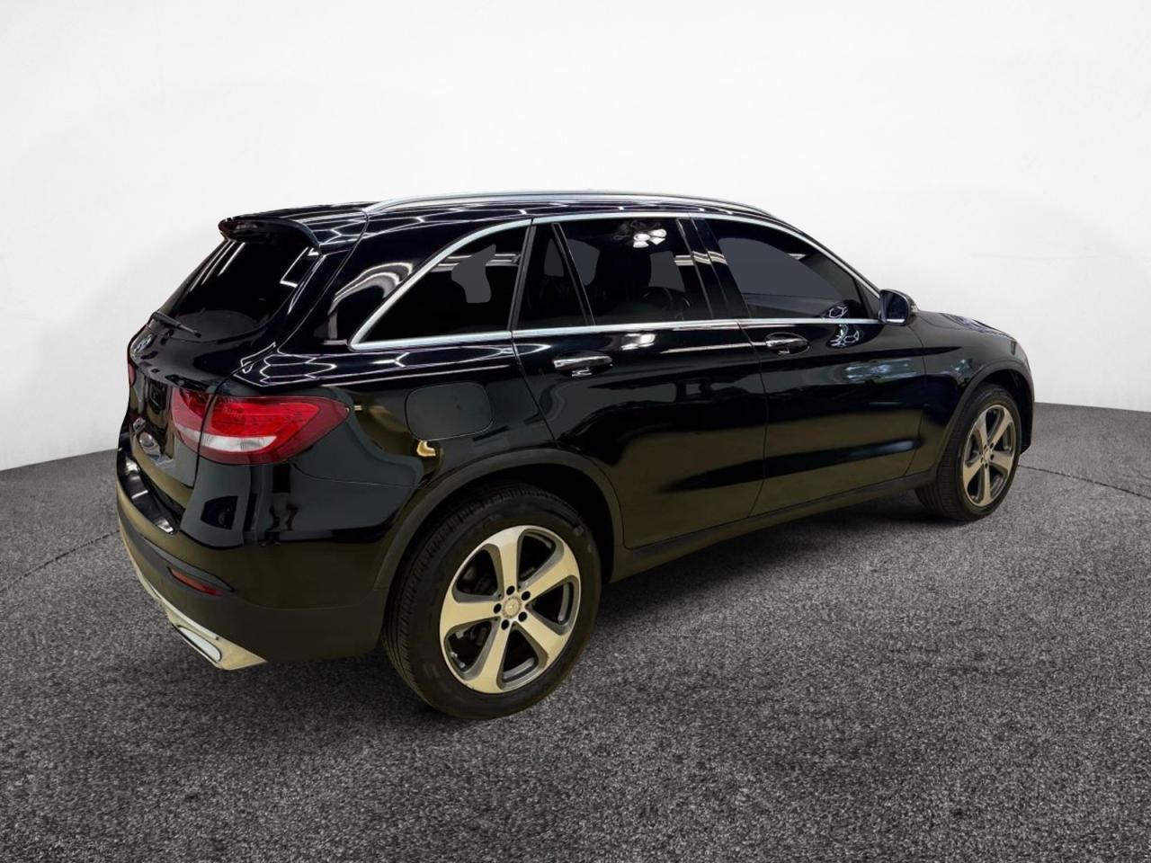 2017 MERCEDES-BENZ GLC-Class