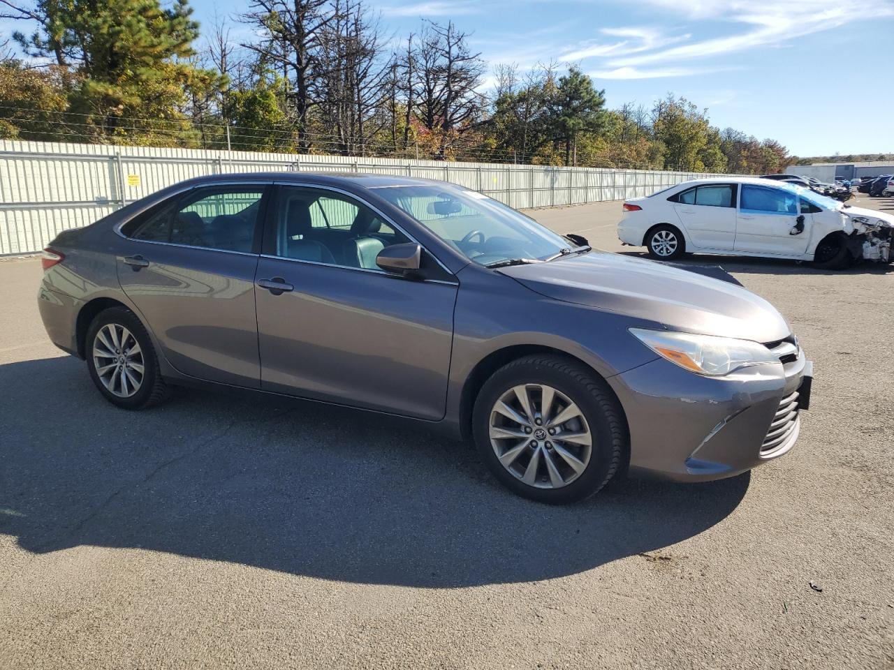 2015 TOYOTA CAMRY